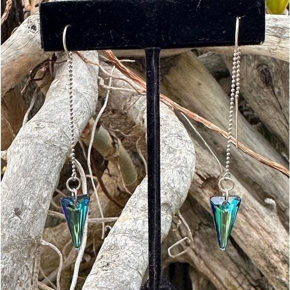 Swarovski Crystal Necklace & Threader Earrings Set Spike Shape Bermuda Blue - Picture 4 of 7